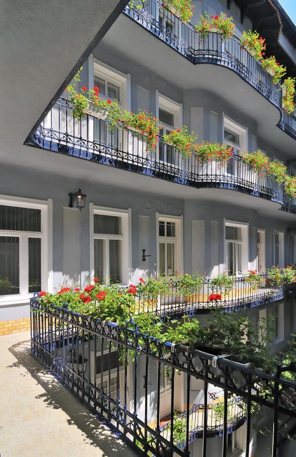 Baross City Apartments Budapest Esterno foto