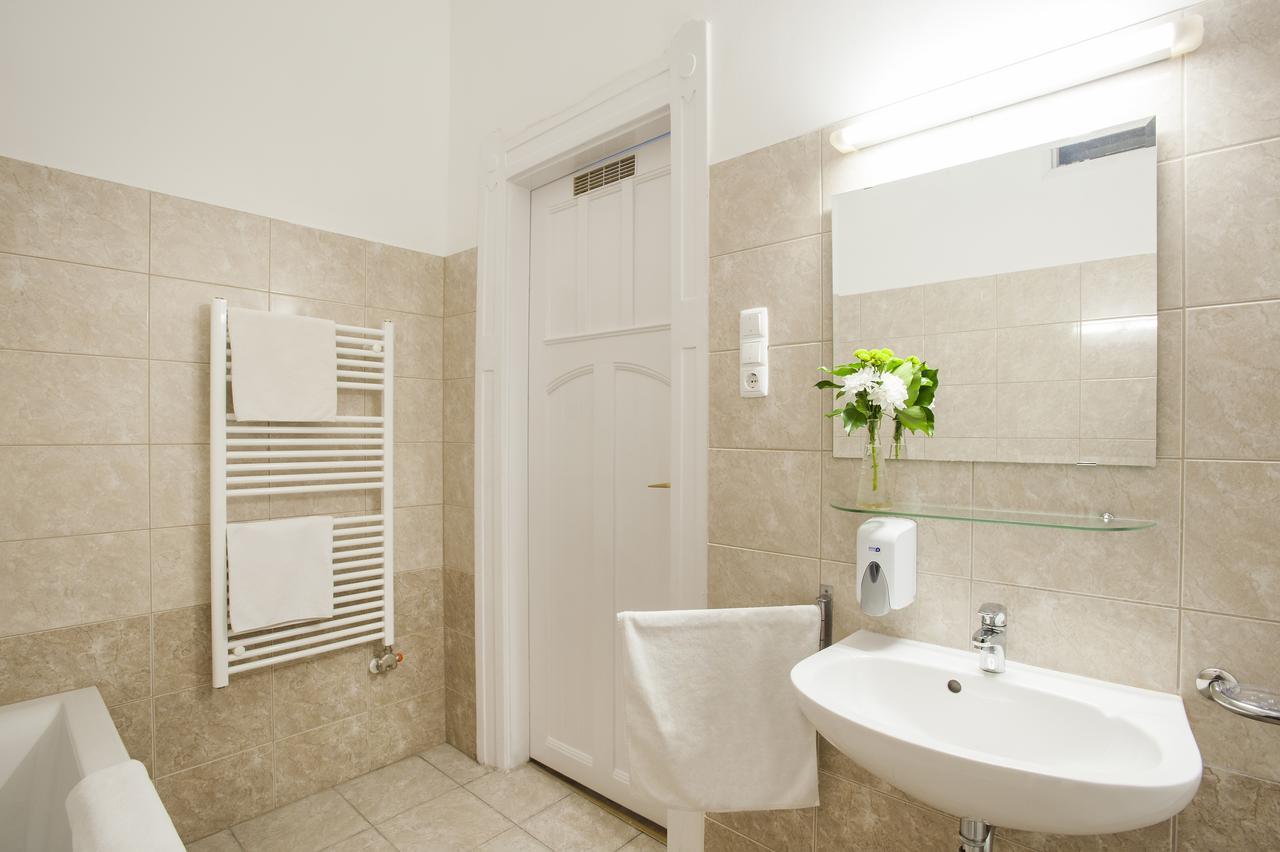 Baross City Apartments Budapest Esterno foto