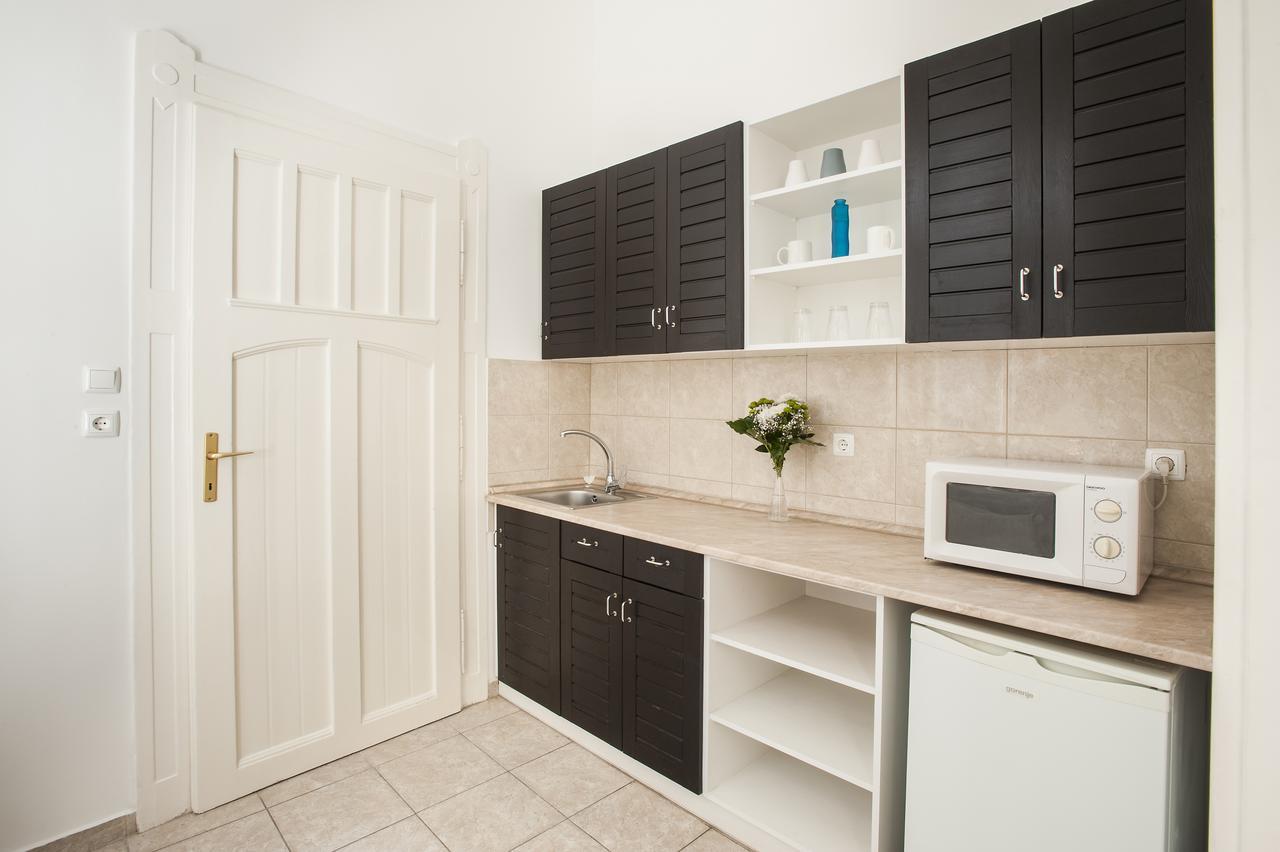 Baross City Apartments Budapest Esterno foto